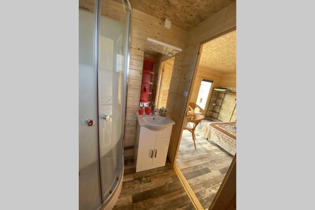 Charmant Chalet Pour 2 Personnes Spa Prive Massillargues-Attuech Eksteriør bilde